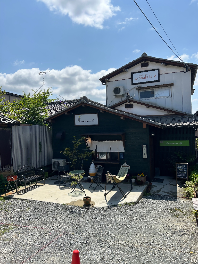 シナモンカフェ外観