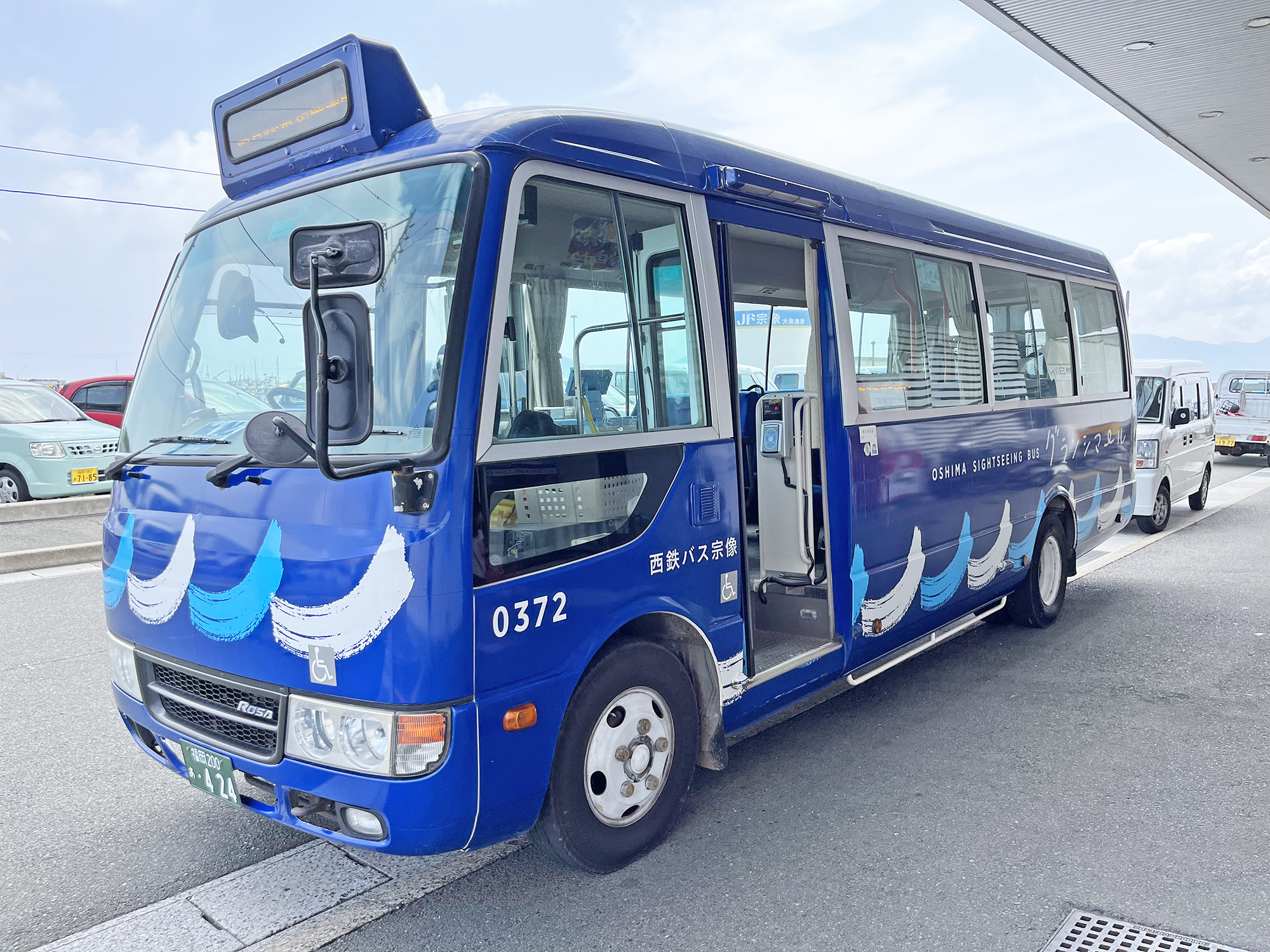 1時間に1本程(1日7便)運行する大島観光バス「グランシマール」