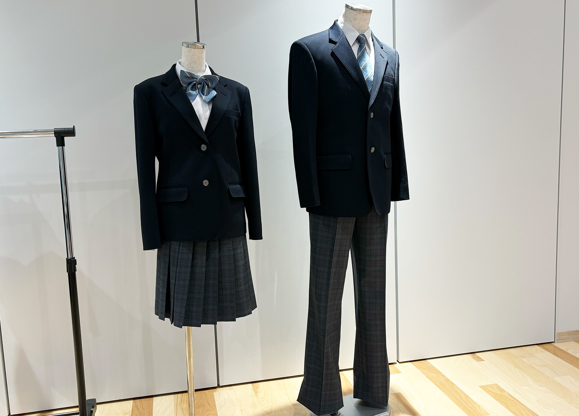 03制服