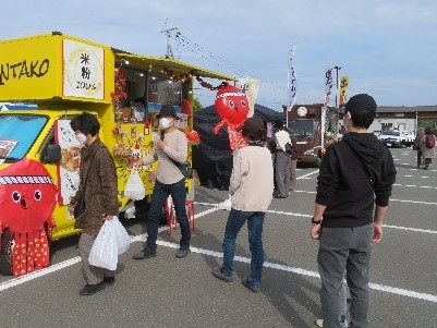 玄海秋まつり_キッチンカーの出店