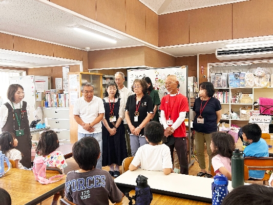 08 学童先生方の集合写真