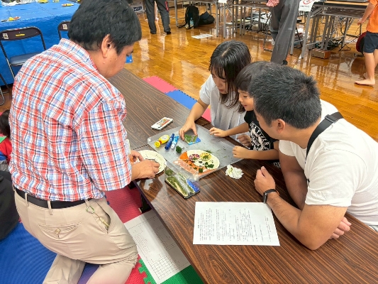 08 お手本を見ながらミニチュアに挑戦！