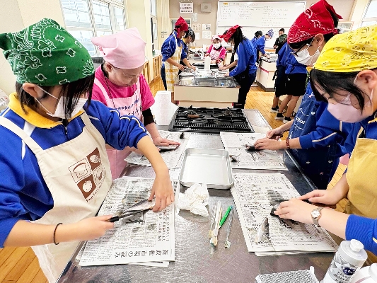 02アジの三枚おろしに挑戦中