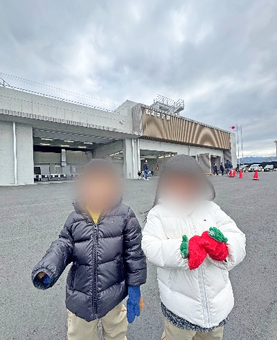 15帰る前に福津消防署前で記念撮影